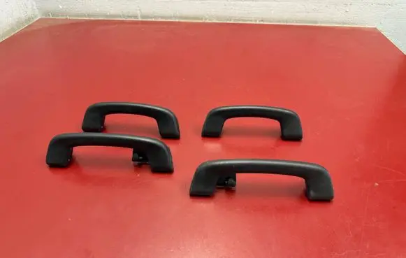 BMW X1 U11 A set of handles for the ceiling 