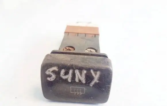 Nissan Sunny Windscreen/window heater switch