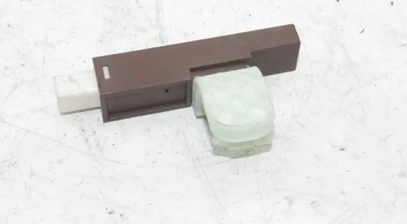 Toyota Prius+ (ZVW40) Keyless system antenna 
