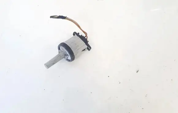 Volkswagen Polo III 6N 6N2 6NF Interior temperature sensor 1J0907543B