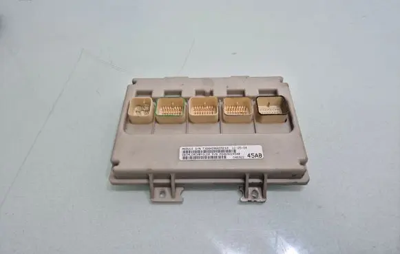 Chrysler Voyager Comfort/convenience module P04692245AB
