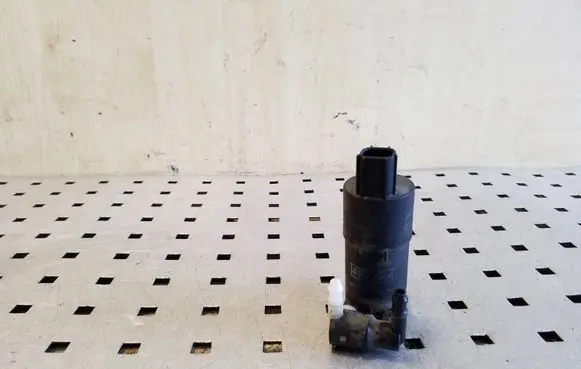 Ford Focus Windscreen/windshield washer pump