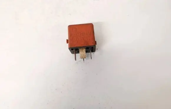 BMW 3 E36 Other relay 0332014456 1378238