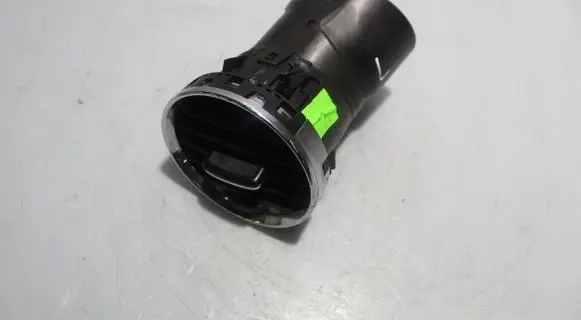 Peugeot 308 Dashboard side air vent grill/cover trim