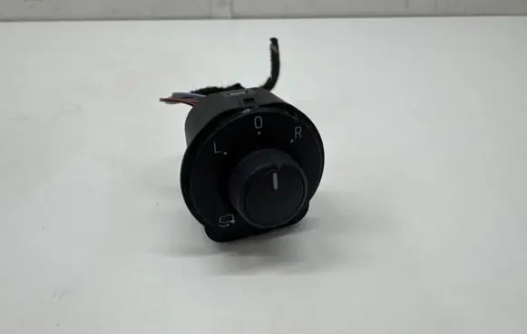 Skoda Superb B8 (3V) Light switch 3V0959565C