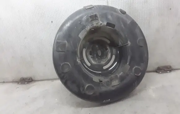 Toyota RAV 4 (XA20) Spare wheel section trim 