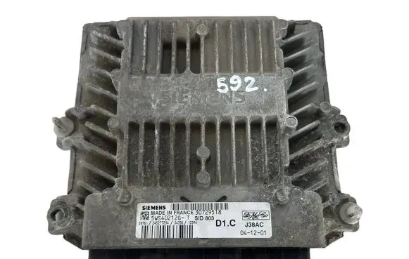 Volvo V50 Engine control unit/module 30729518 5WS40212GT