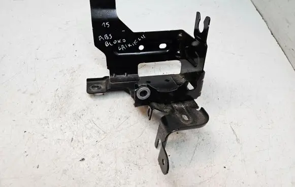 Peugeot 3008 II ABS pump bracket 9818902280