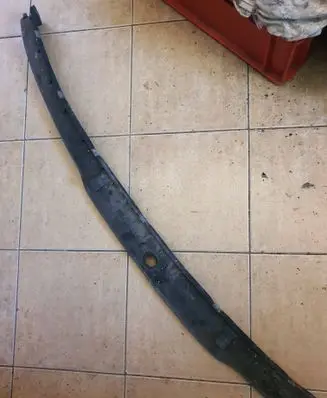 Audi A6 S6 C4 4A Wiper trim 4A1819417