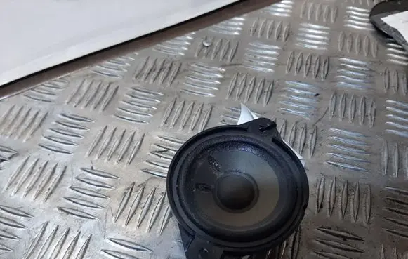 Audi A5 8T 8F Panel speaker 8T0035416