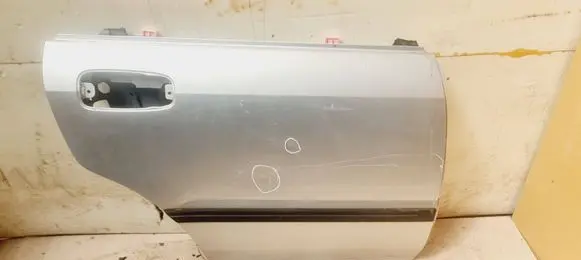 Subaru Impreza II Rear door