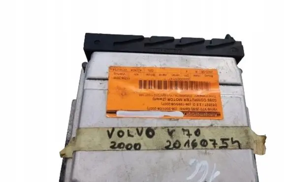 Volvo V70 Engine ECU kit and lock set 09496667A