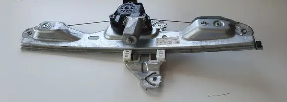 Nissan Qashqai Rear door window regulator motor