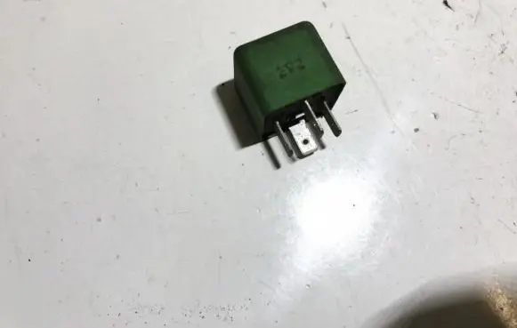Opel Zafira A Other relay 03447012