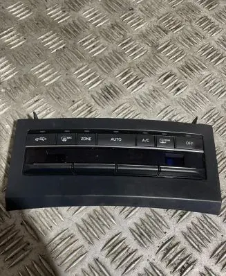 Mercedes-Benz E C207 W207 Climate control unit A2129004525 5HB01141663 A2128304700