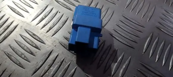 Nissan Terrano Other relay 252309f900 4ra940010-65