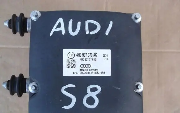 Audi A8 S8 D4 4H Master brake cylinder 4H0907379