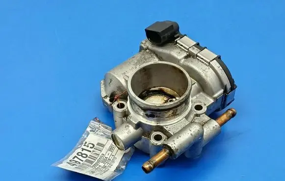 Opel Astra H Throttle body valve 24420536