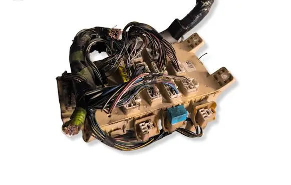 Toyota Yaris Fuse module 
