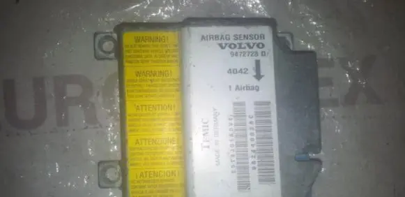 Volvo S70 V70 V70 XC Airbag control unit/module 9472728D 4042