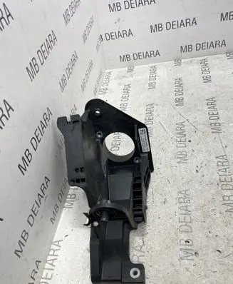 Porsche Macan (95B) Brake pedal bracket assembly 95B723031C