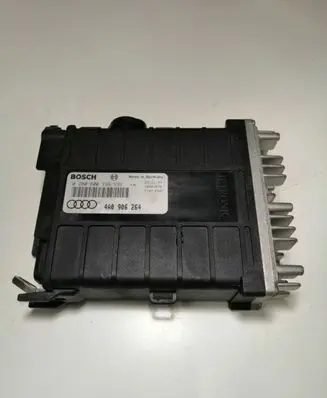 Volkswagen PASSAT B5 Engine control unit/module 0280000739 443907403G