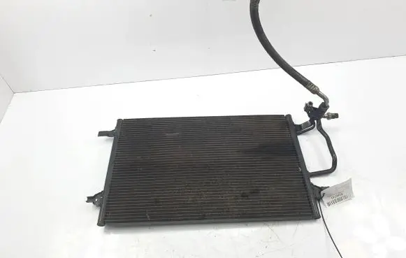 Audi A8 S8 D2 4D Coolant radiator