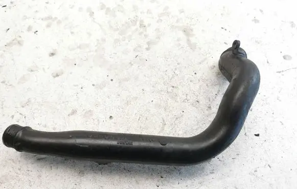 Volvo XC90 Intercooler hose/pipe 30647918
