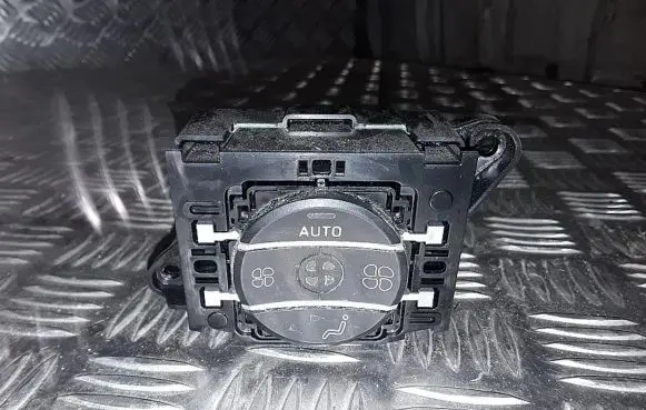 Citroen C6 Climate control unit 96613218XT03