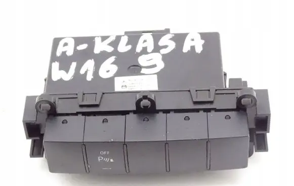 Mercedes-Benz A W169 Parking PDC sensor display screen A1698208210