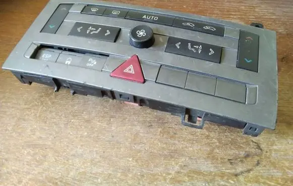 Citroen C5 Climate control unit 96573328