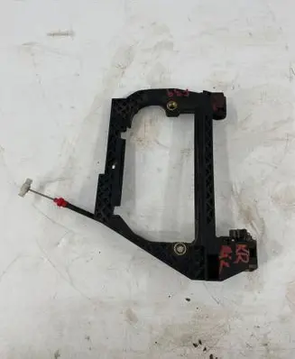 BMW 5 E39 Rear door exterior handle/bracket E39L2