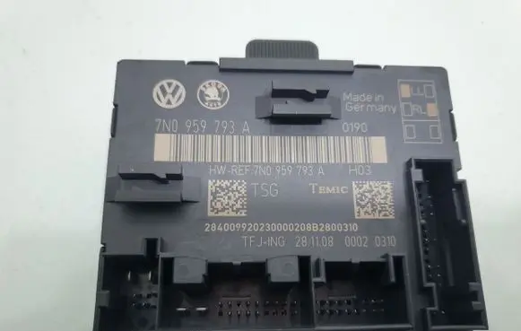 Skoda Superb B6 (3T) Door control unit/module 7N0959793A