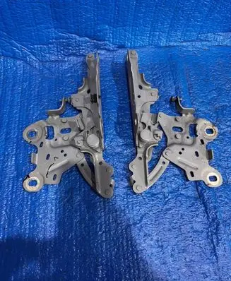 BMW X1 F48 F49 Engine bonnet/hood hinges 7329442 7329441