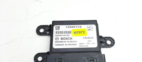 Opel Astra J Parking PDC control unit/module 13332174 M7072