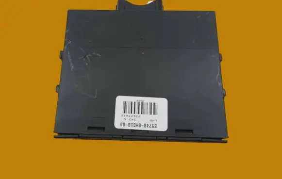Toyota Aygo AB10 Central body control module 89740-0H010-00