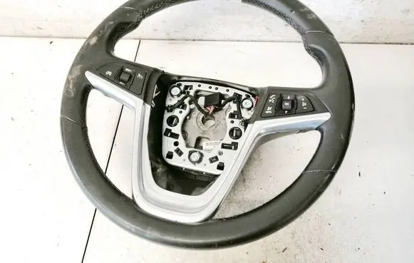 Opel Insignia A Steering wheel 20955173