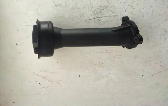 Volkswagen Transporter - Caravelle T5 Oil fill pipe 070115308G