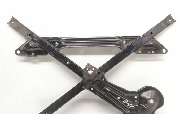 Audi A5 8T 8F Front subframe 8t2399345j