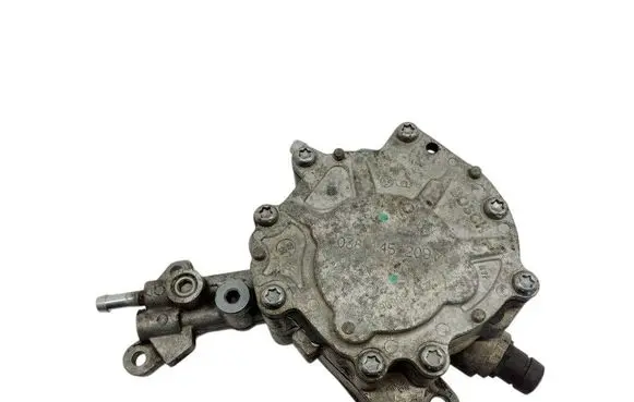 Volkswagen Golf V Fuel injection high pressure pump 038145209M