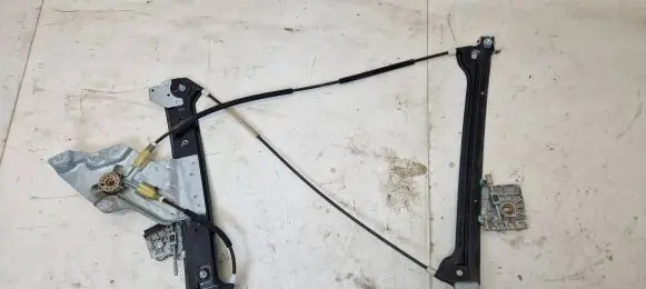 Saab 9-3 Ver2 Front door electric window regulator 12832852