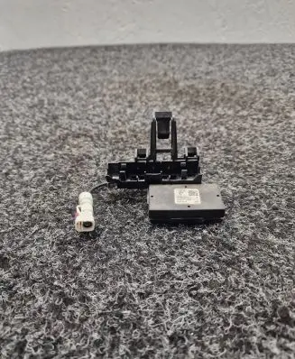 Porsche Macan (95B) Aerial antenna amplifier 95B907245A