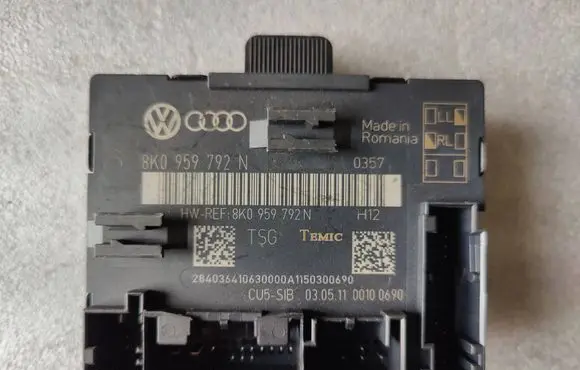 Audi A4 S4 B8 8K Door control unit/module 8K0959792N