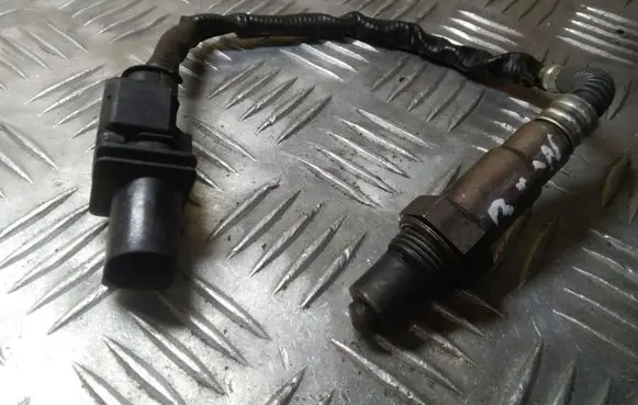 BMW 5 E60 E61 Lambda probe sensor 779160001
