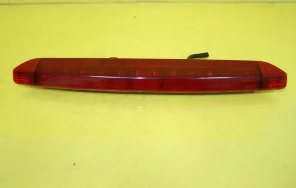 Nissan Murano Z50 Third/center stoplight P2884