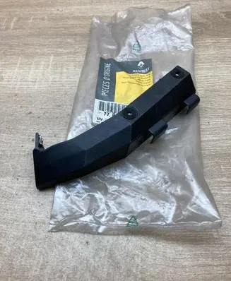 Rear bumper mounting bracket
