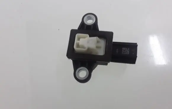 KIA Carens III Airbag deployment crash/impact sensor 95920A4050