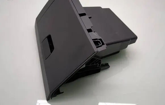 Dacia Logan III Glove box set 685008756R