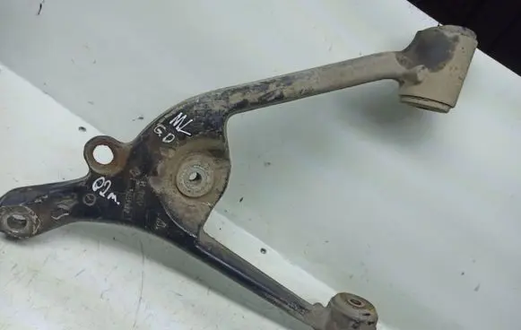Mercedes-Benz ML W163 Rear upper control arm/wishbone