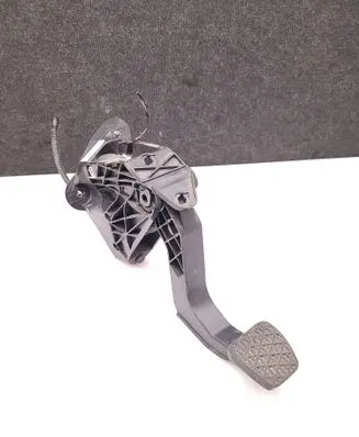 Mercedes-Benz Sprinter W907 W910 Clutch pedal A9072900000 20190610 F1910083641